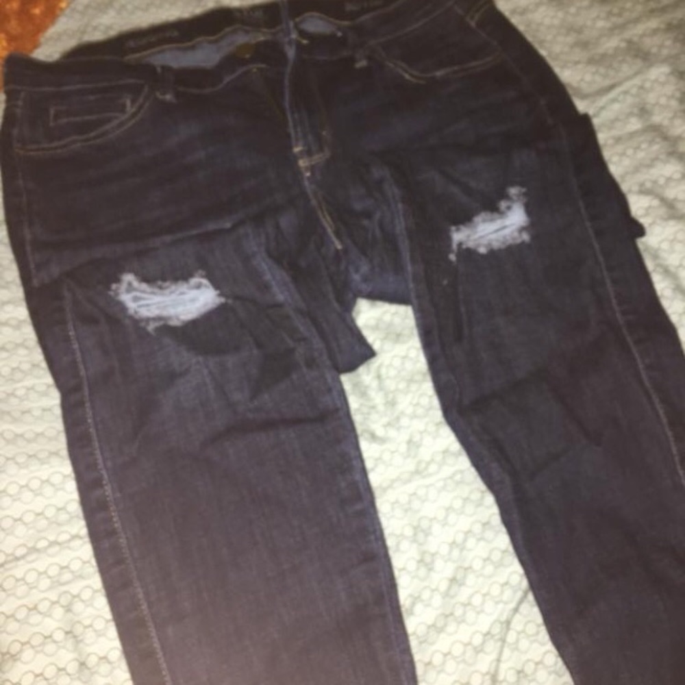 9-13 Clothes - Picture 5 of 8
